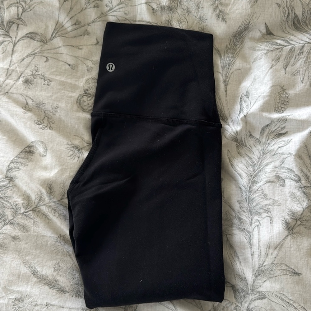 Lululemon wunder under